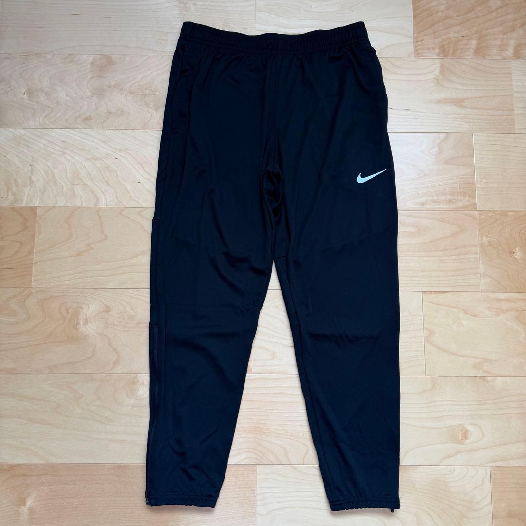NIKE チャレンジャーニットパンツ　ランニングパンツ　黒　ブラック　M 新品