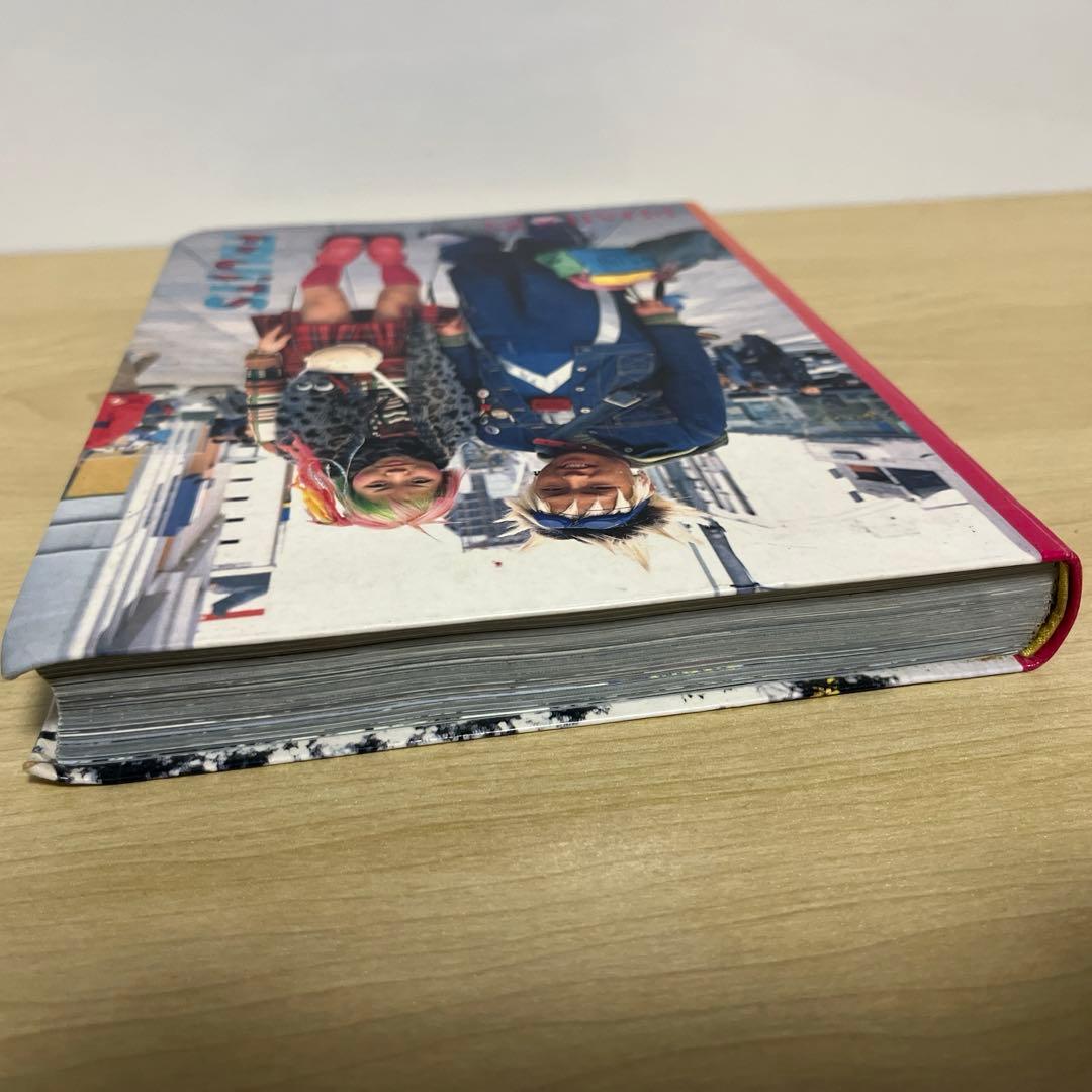FRUiTS フルーツ　海外版　PHAIDON