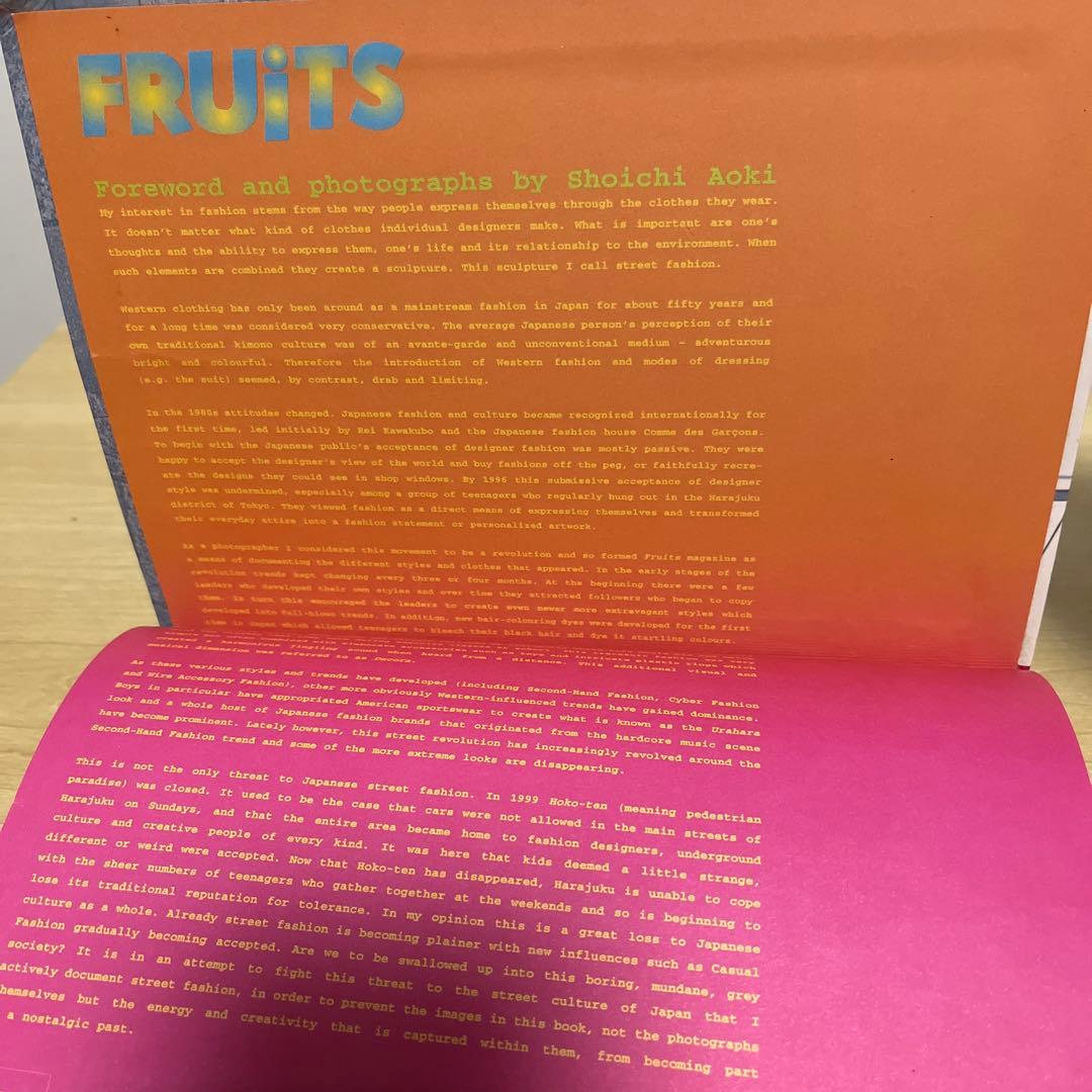 FRUiTS フルーツ　海外版　PHAIDON