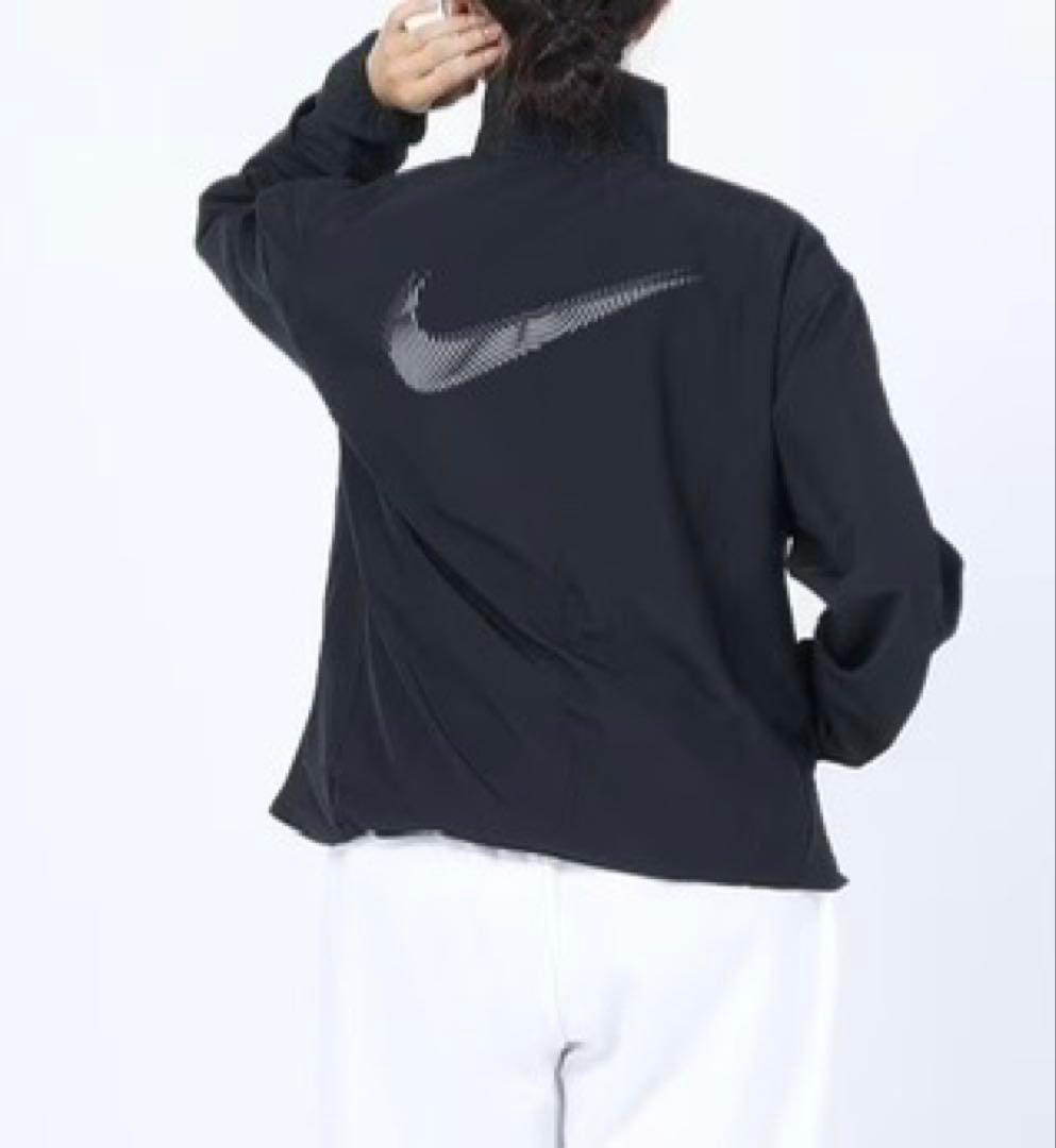 新品！ナイキNIKE ドライフィット スウッシュ ランニングジャケット