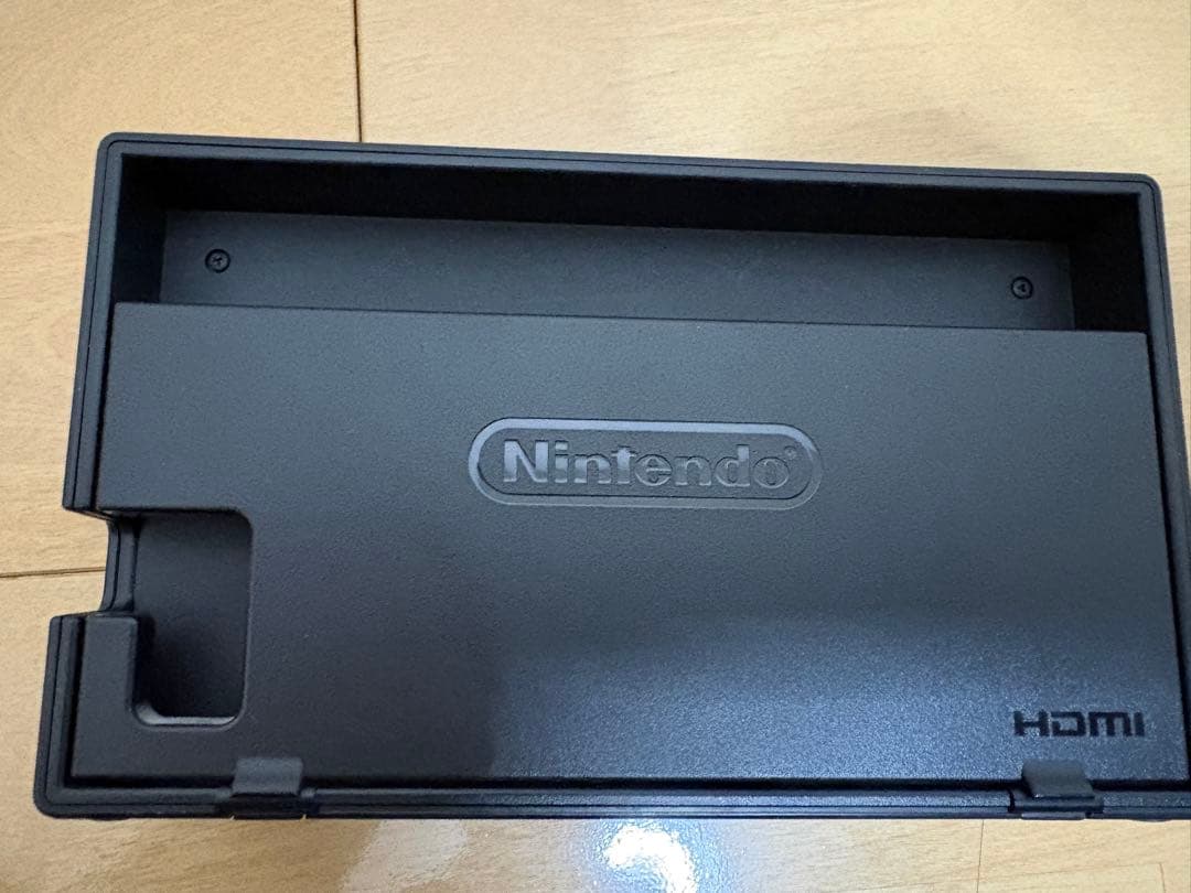 Nintendo Switch 本体 ブラック ジョイコン付き （2021年式）