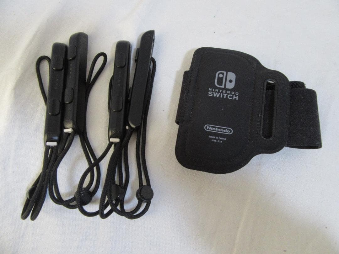 ら*ら様 Switch本体・周辺機器 ジョイコン2つ ドック ケーブル スマブラ