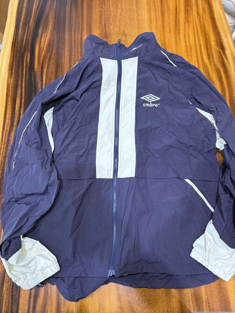 別注　umbro ネイビー ジャージ　メンズサイズ　アンブロ