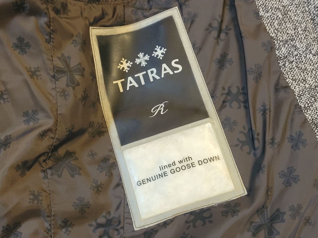 キャベツ太郎 TATRAS タトラス Rライン ダウンベスト グレー 01
