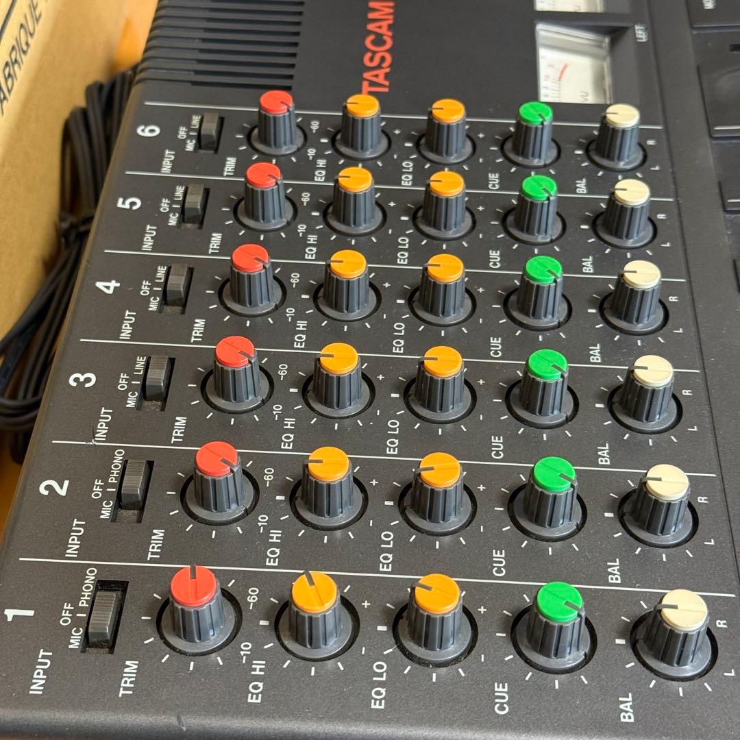 TASCAM M-06ST アナログミキサー