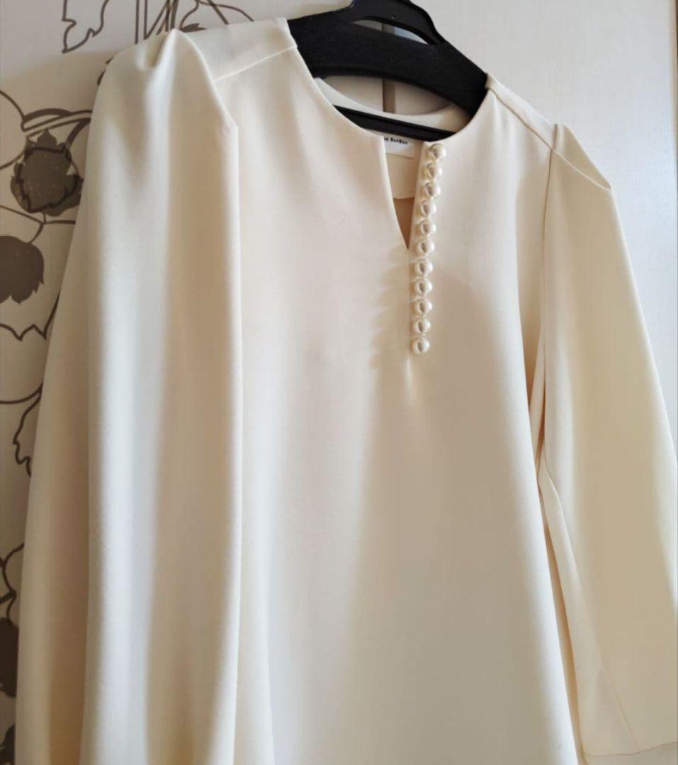 美品　La boutique BonBon ラブティックボンボン パールトップス