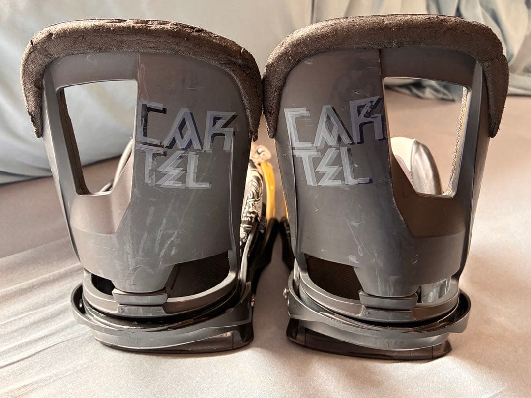 BURTONバインディング【カーテルCARTEL（メンズM）】黒×白