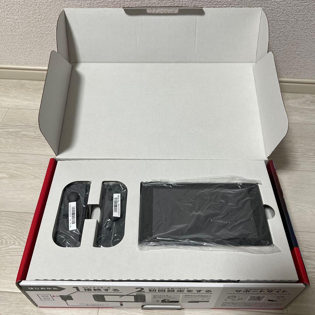 Nintendo Switch グレー 本体 Joy-Con付き　付属品完備