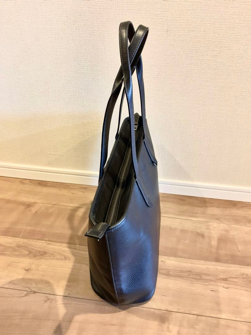 COACH ブラックレザーサリバントート