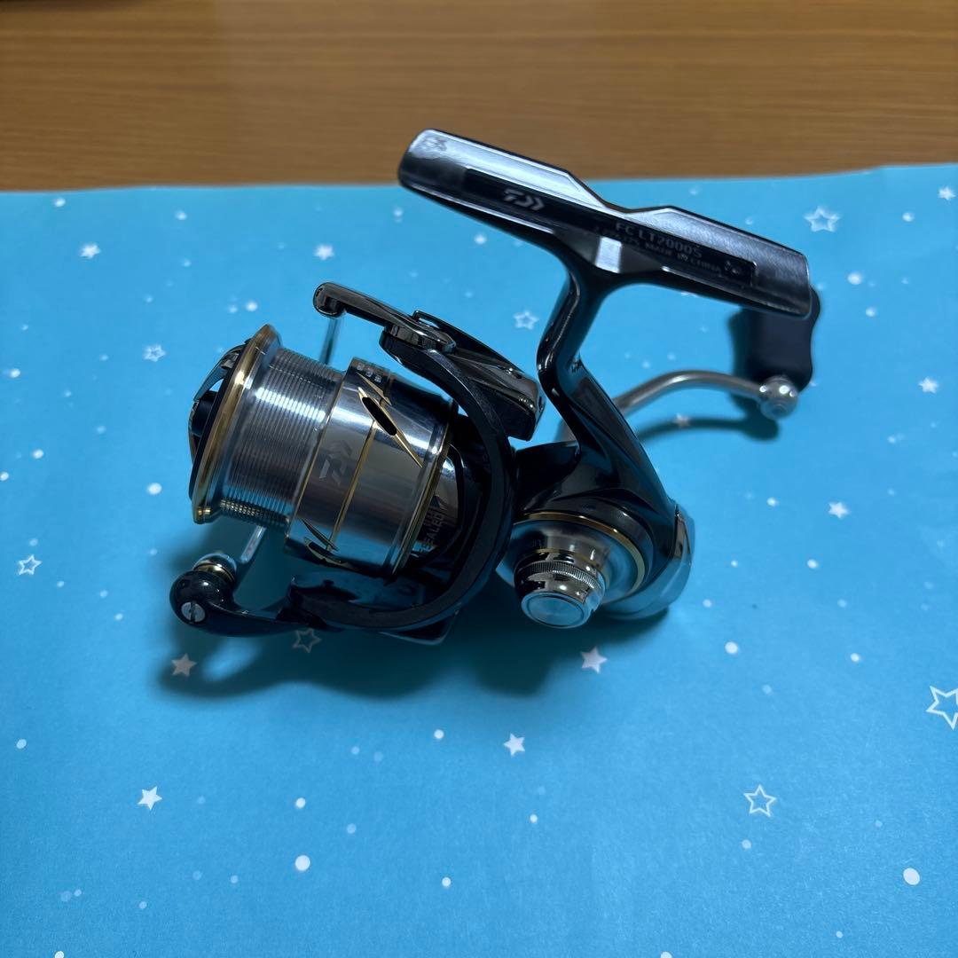 DAIWA LUVIAS FC LT2000S スピニングリール