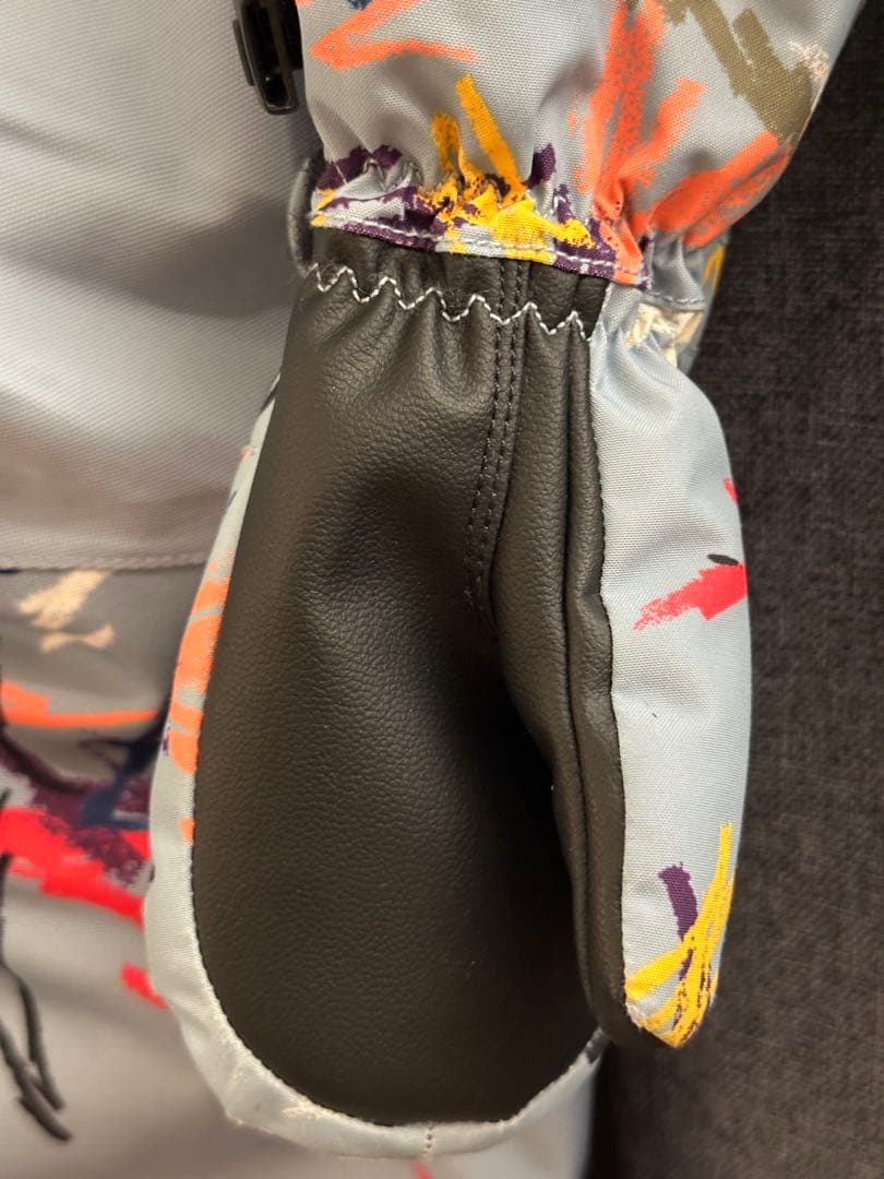 Burton 2L ワンピース ＋ミニ ミトン 2点