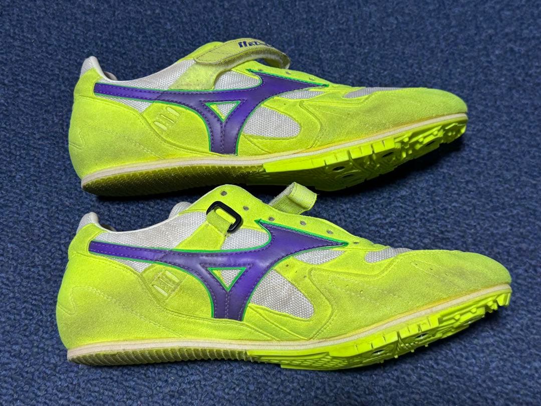 【特注】の走幅跳び用 Mizuno スパイク イエロー/パープル 26.5cm