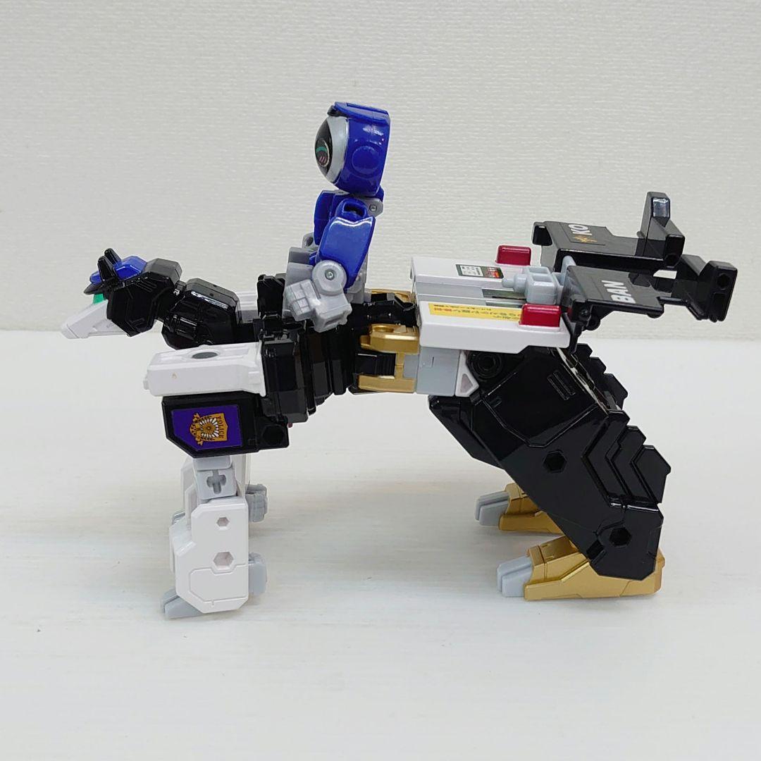 トミカ　ギガントポリスブレイバーDXセットKOBANアーマー　GT-R パトカー