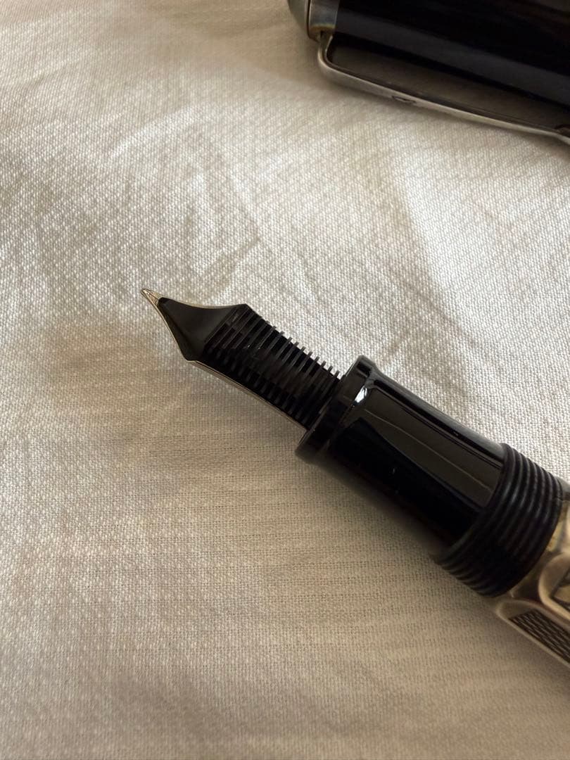 【ツナちゃん専用 】MONTBLANC モンブラン 万年筆 作家シリーズ1999