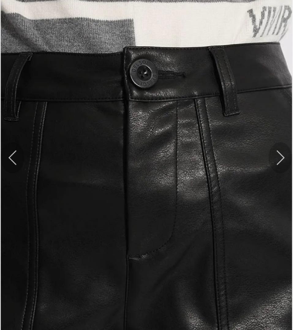 値下げ！新品！レディース フェイクレザー ゴルフショートパンツ 黒 Mサイズ