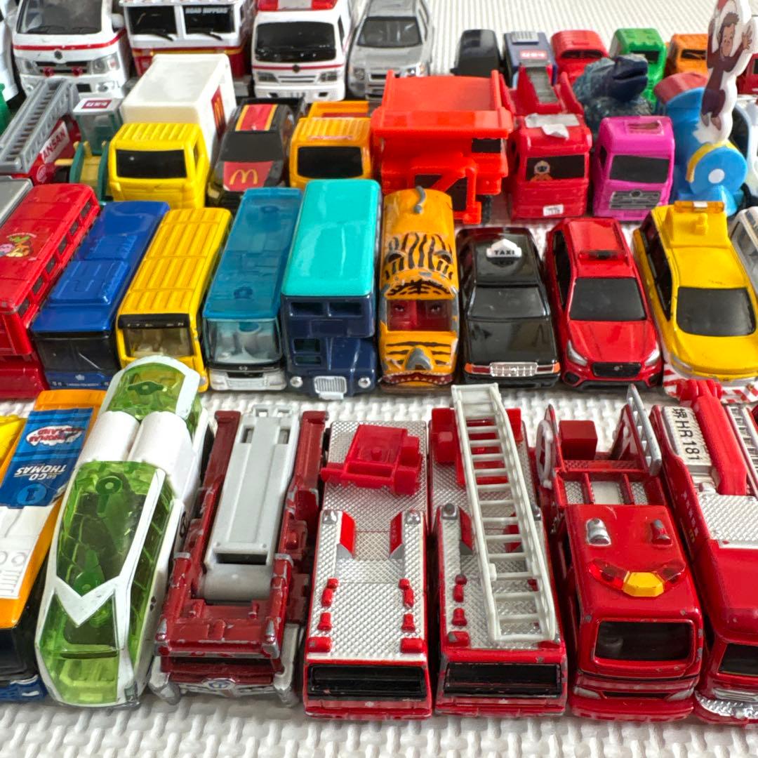 トミカ　ミニカー　まとめ売り　125台　大量　美品多数✨