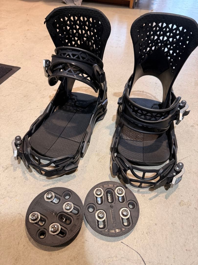 Salomon Highlander 黒　スノーボード ビンディングSサイズ