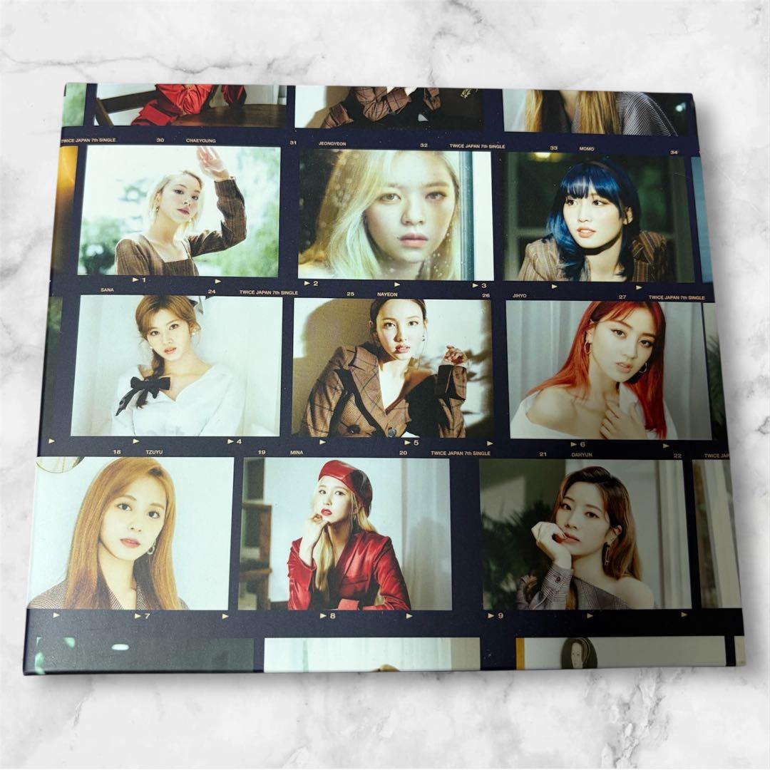 TWICE アルバム まとめ売り グッズセット CD フォトカード 缶バッジ