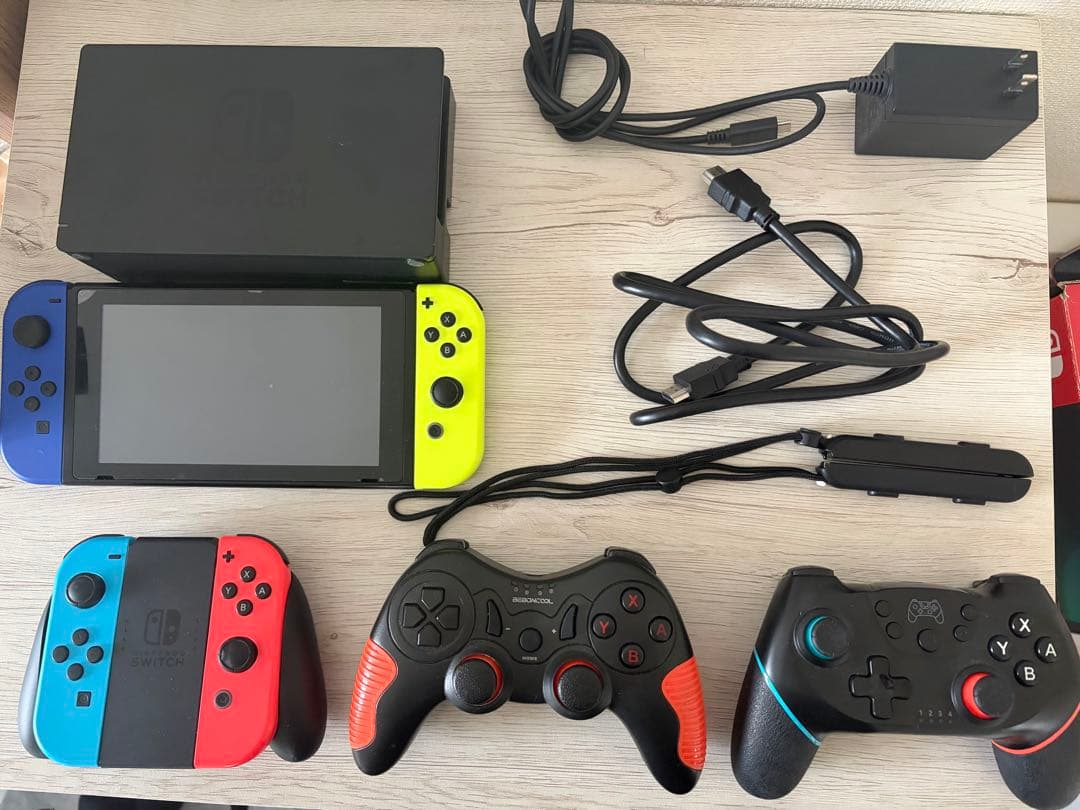 Nintendo Switch 本体 DLソフト 付属品あり
