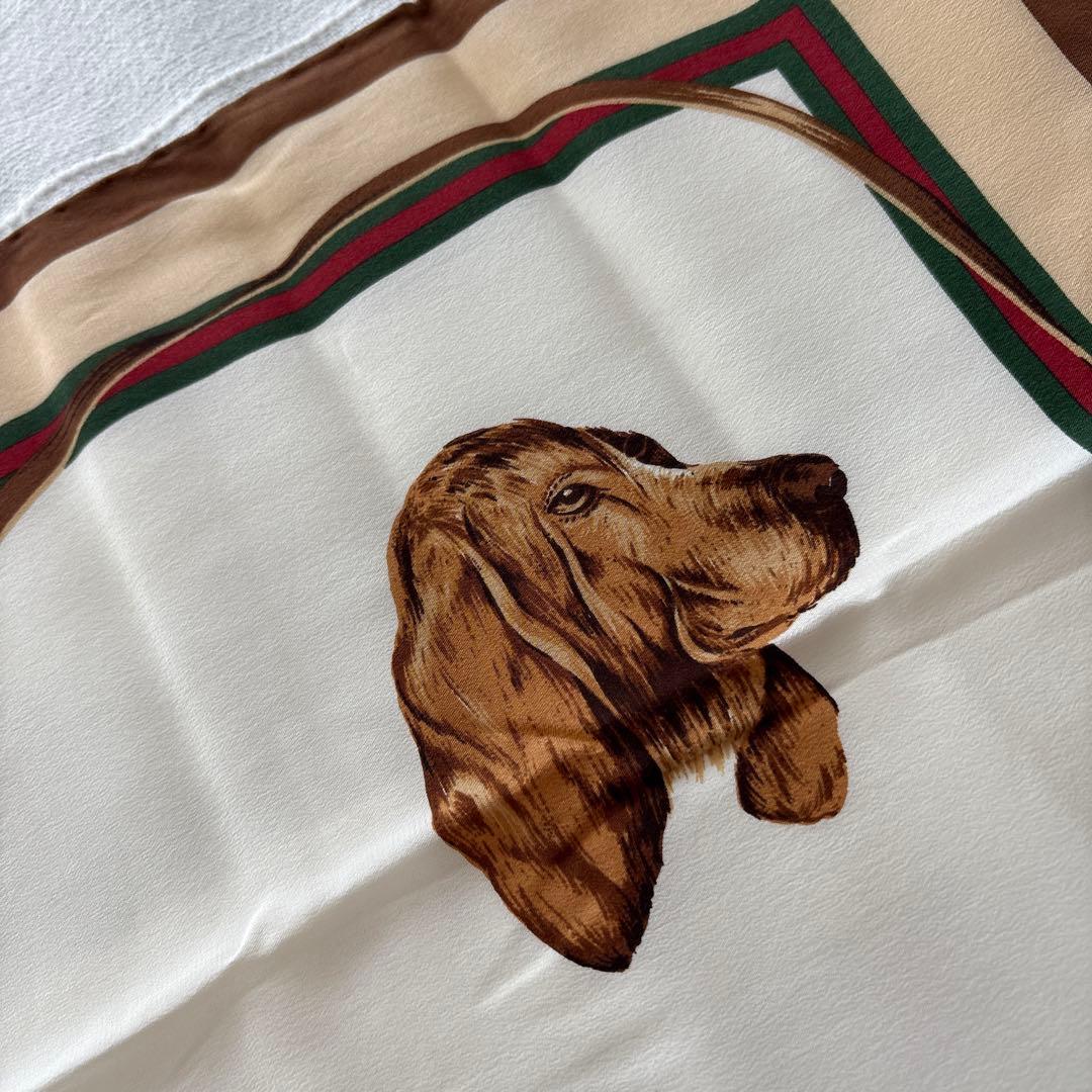 GUCCI シルク　ミニスカーフ　シェリーライン　犬　ドッグ　イタリア製　グッチ