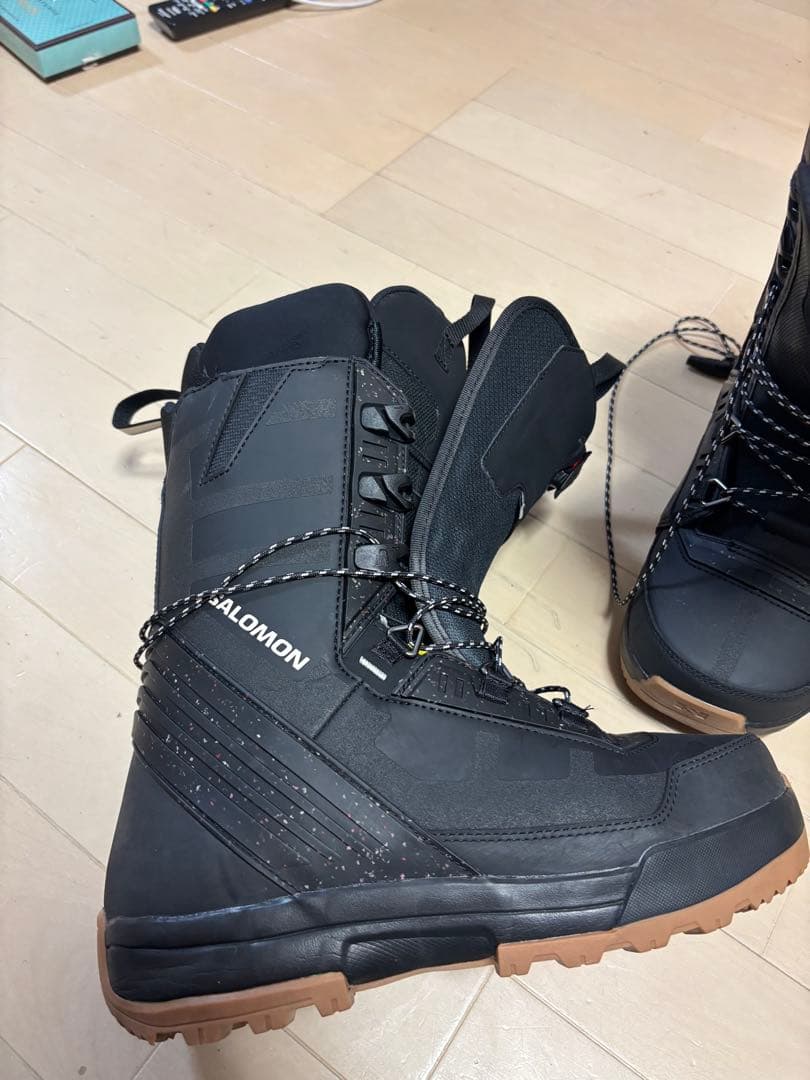 スノーボード salomon malamute 24-25 26cm
