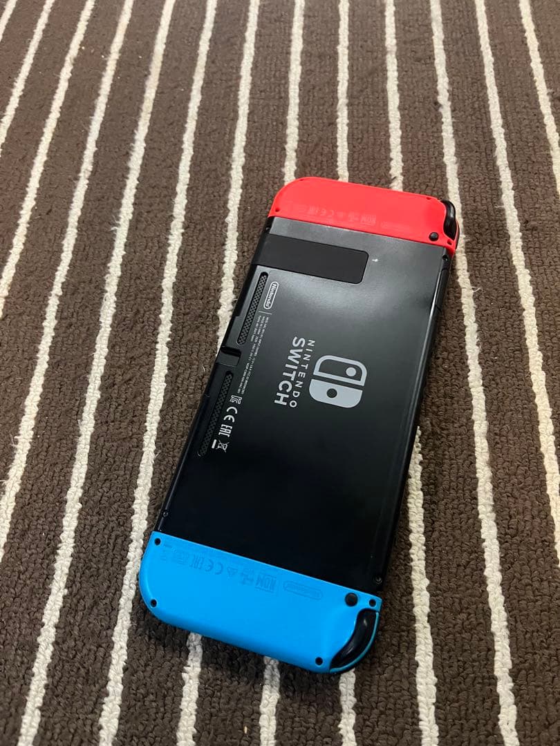 ニンテンドーSwitch本体 バッテリー持続延長モデル 箱説無　おまけ付き