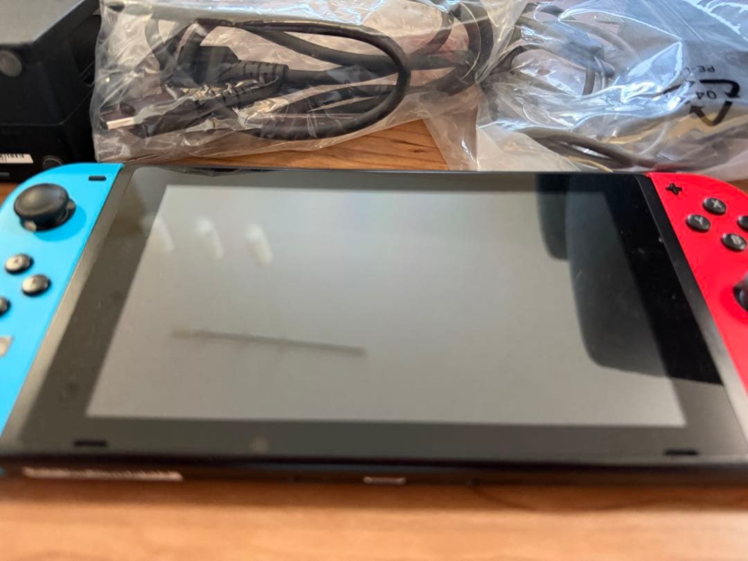 Nintendo Switch ネオンレッド ネオンブルー　バッテリー強化版