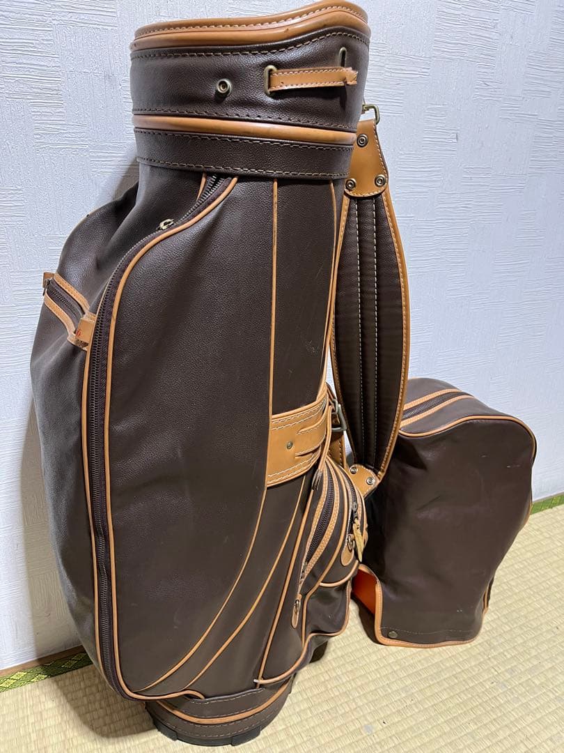 稀少！合成皮革 ！TRUSSARDI　トラサルディ　キャディバッグ