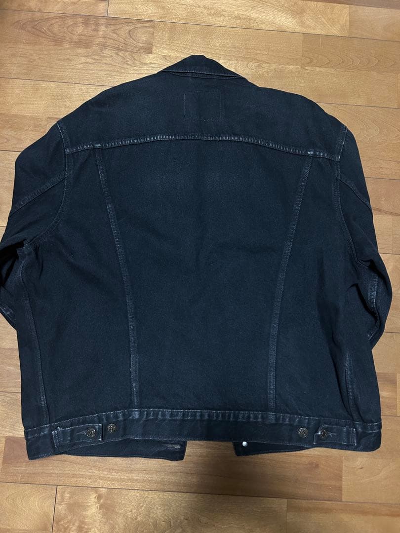 Levi’s（リーバイス）　ブラックデニムジャケット