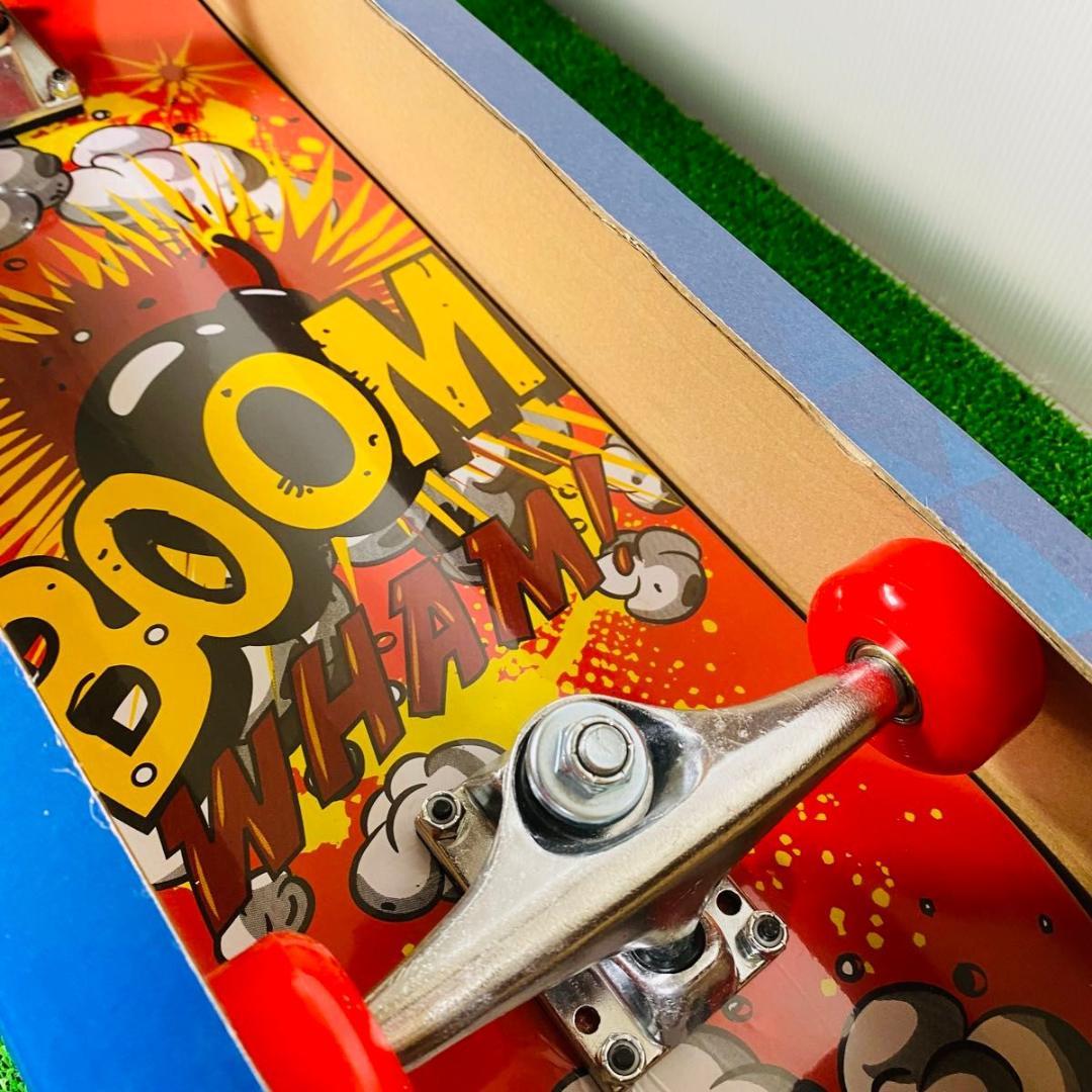 新品 未使用 スケートボード 28インチ 子供用 BOOM デザイン
