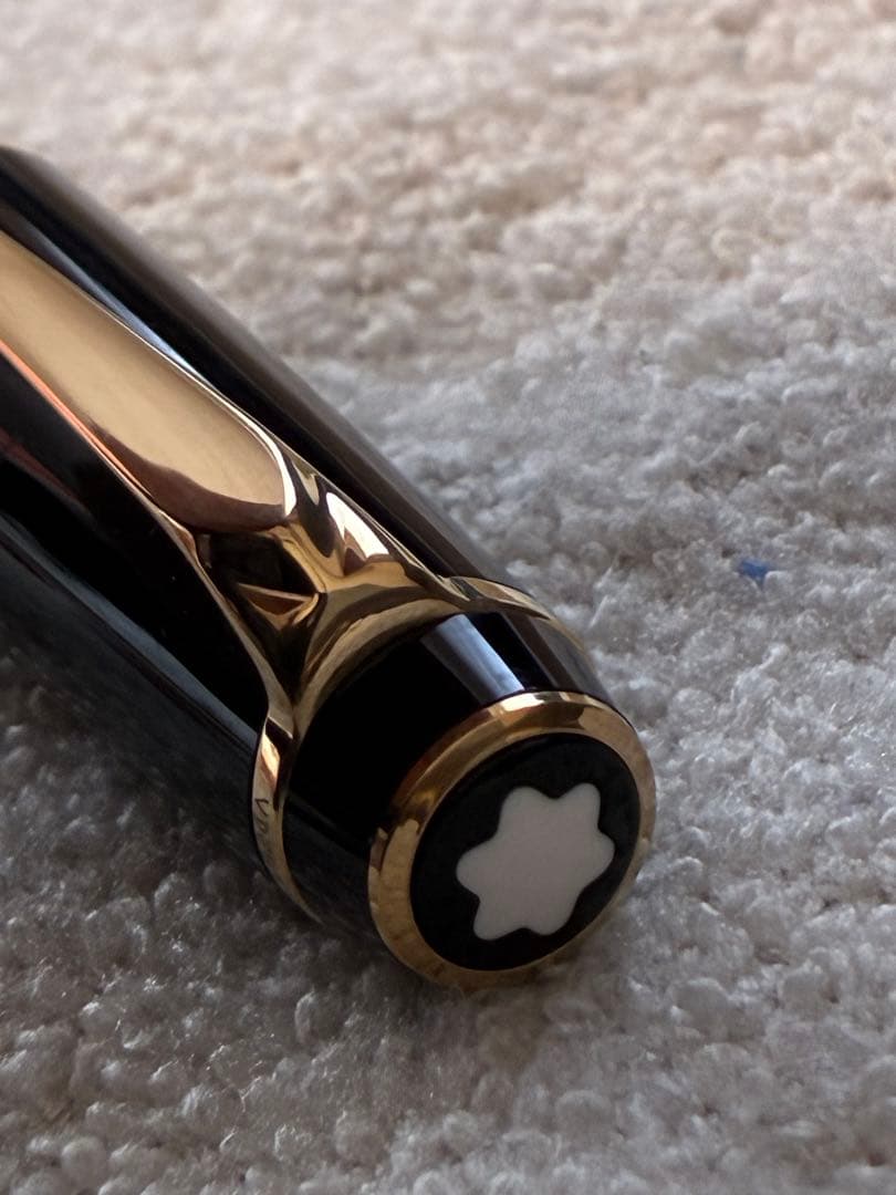 ◾️MONT BLANC モンブラン◾️ボエムキャップ式ボールペン◾️新品リフィル付◾️