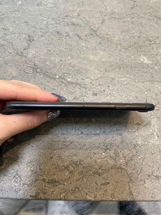 iPhone7本体