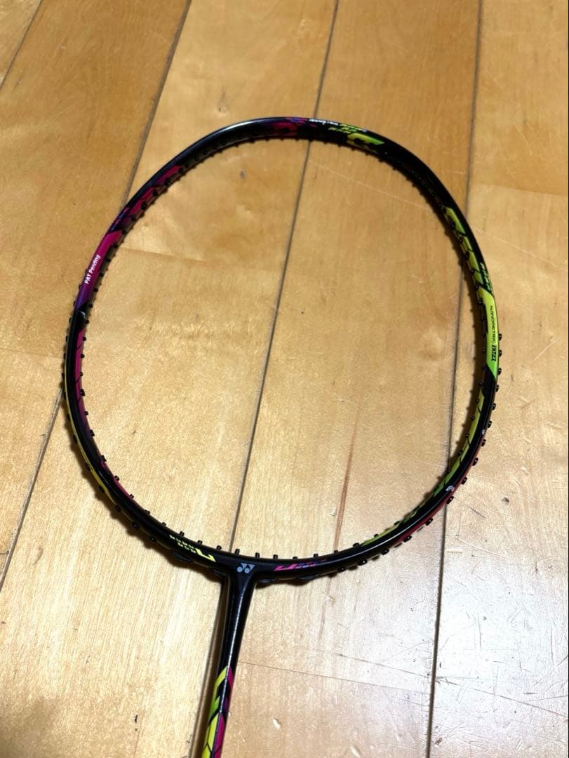 ヨネックス　デュオラ10lt/DUORA 10LT バドミントンラケット