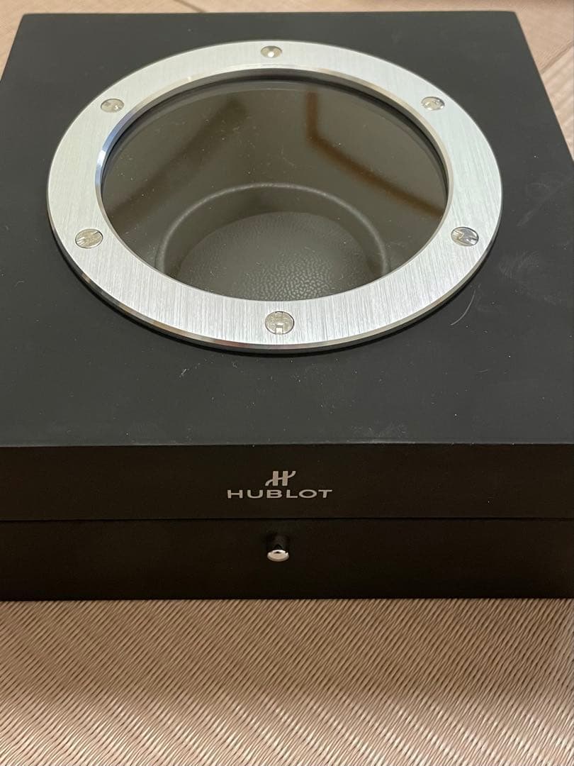 Hublot ギフトボックス 大きめ