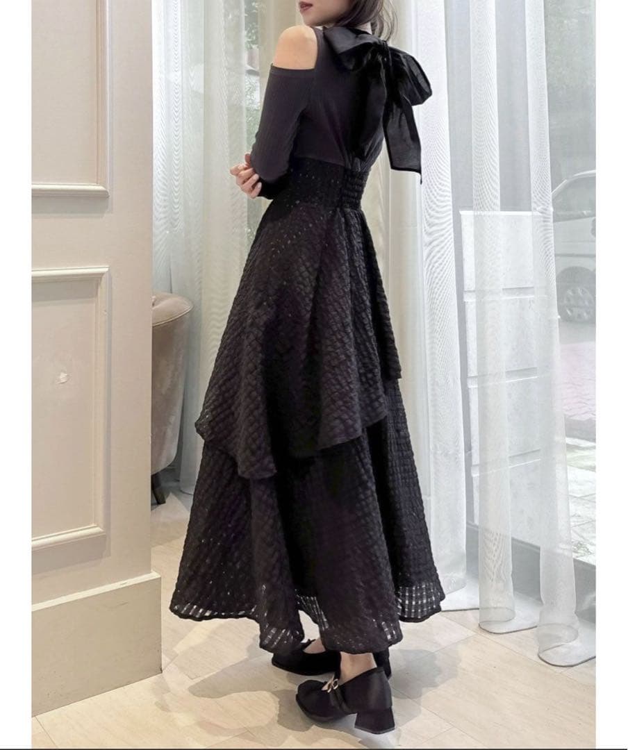美品dazzlin バックリボンティアードコンビワンピース