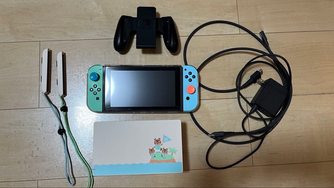 【SDカード付】Nintendo Switch 本体 あつまれ動物の森バージョン