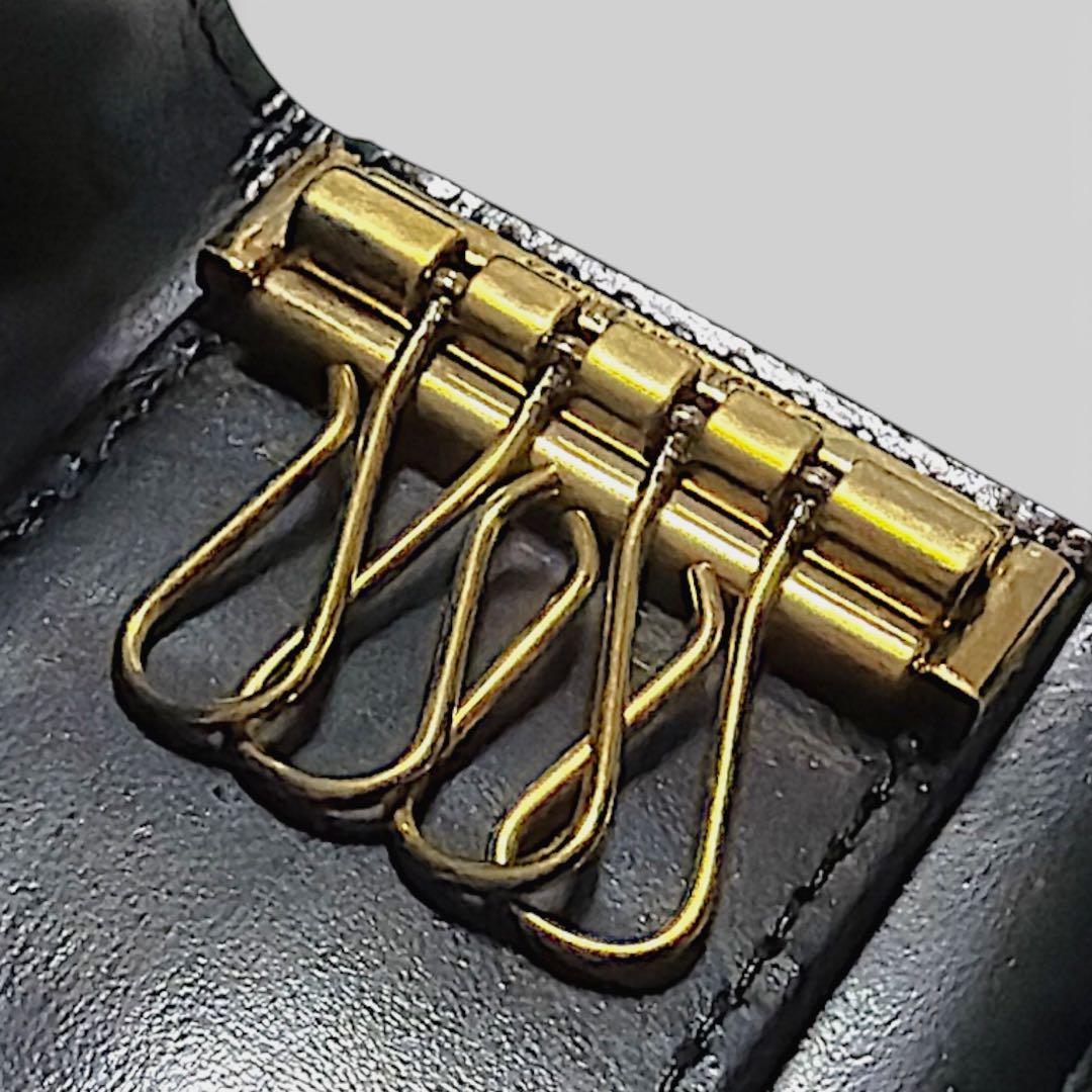 【LOUIS VUITTON】ルイ・ヴィトンキーケース☆パテントレザー☆ブラック