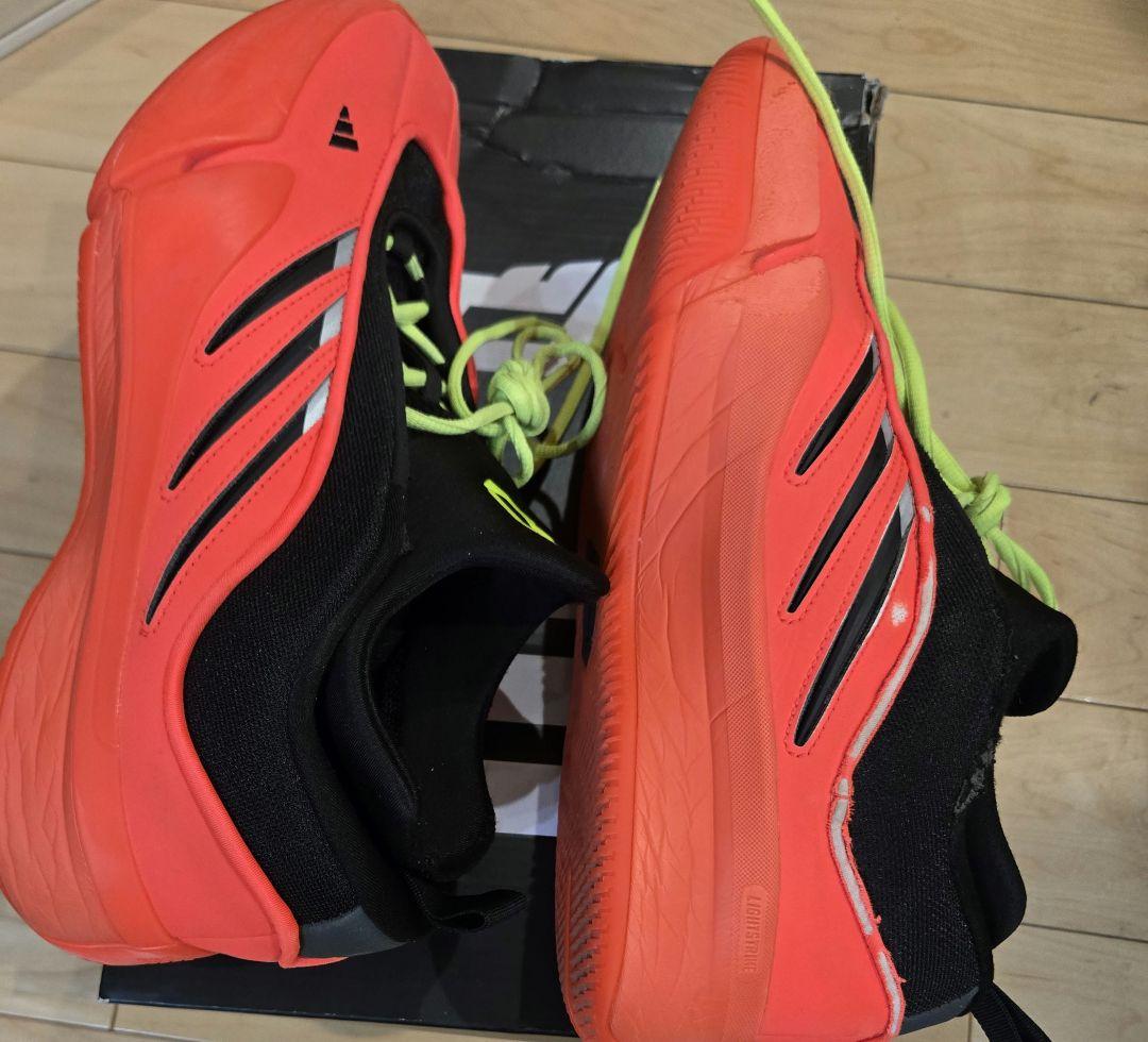 adidas　デイム 9 ロー / Dame 9 Low Trainers