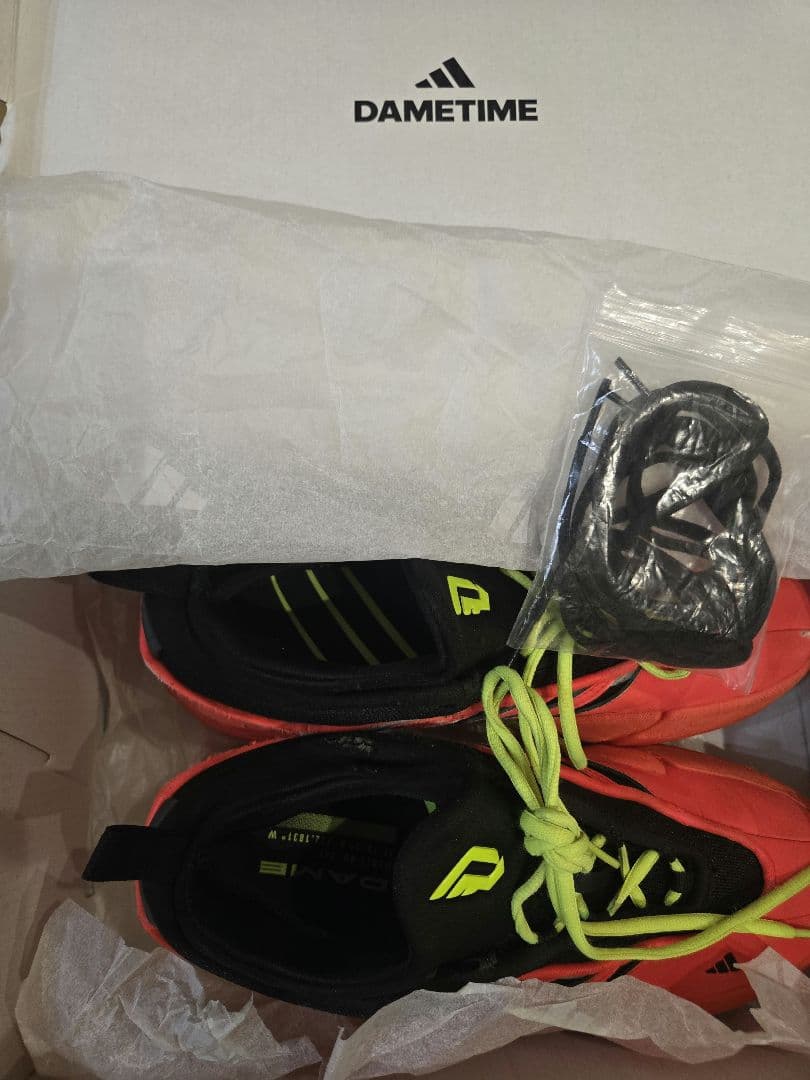 adidas　デイム 9 ロー / Dame 9 Low Trainers