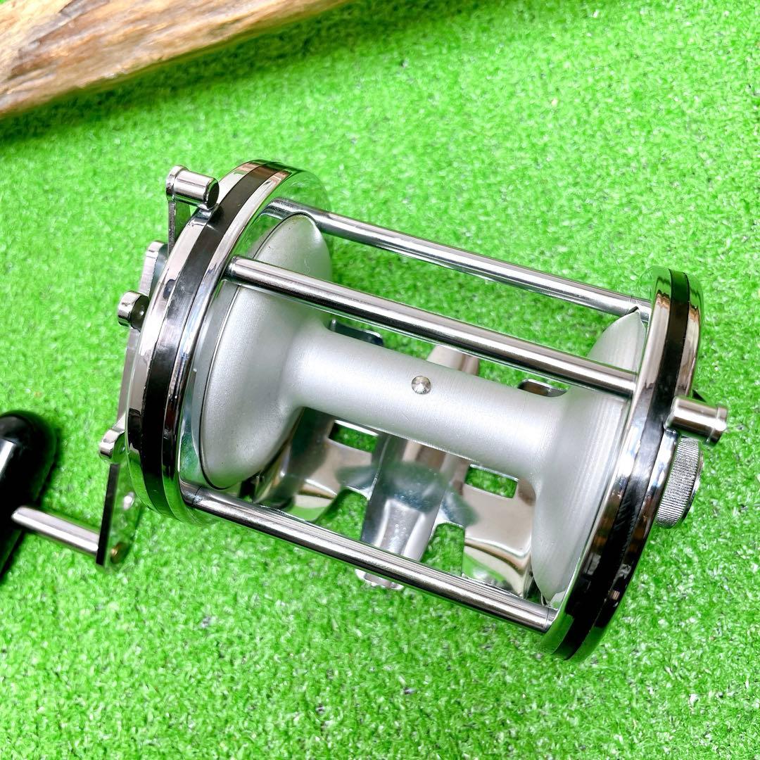 極美品！ダイワ シーライン250 石鯛　コブダイ