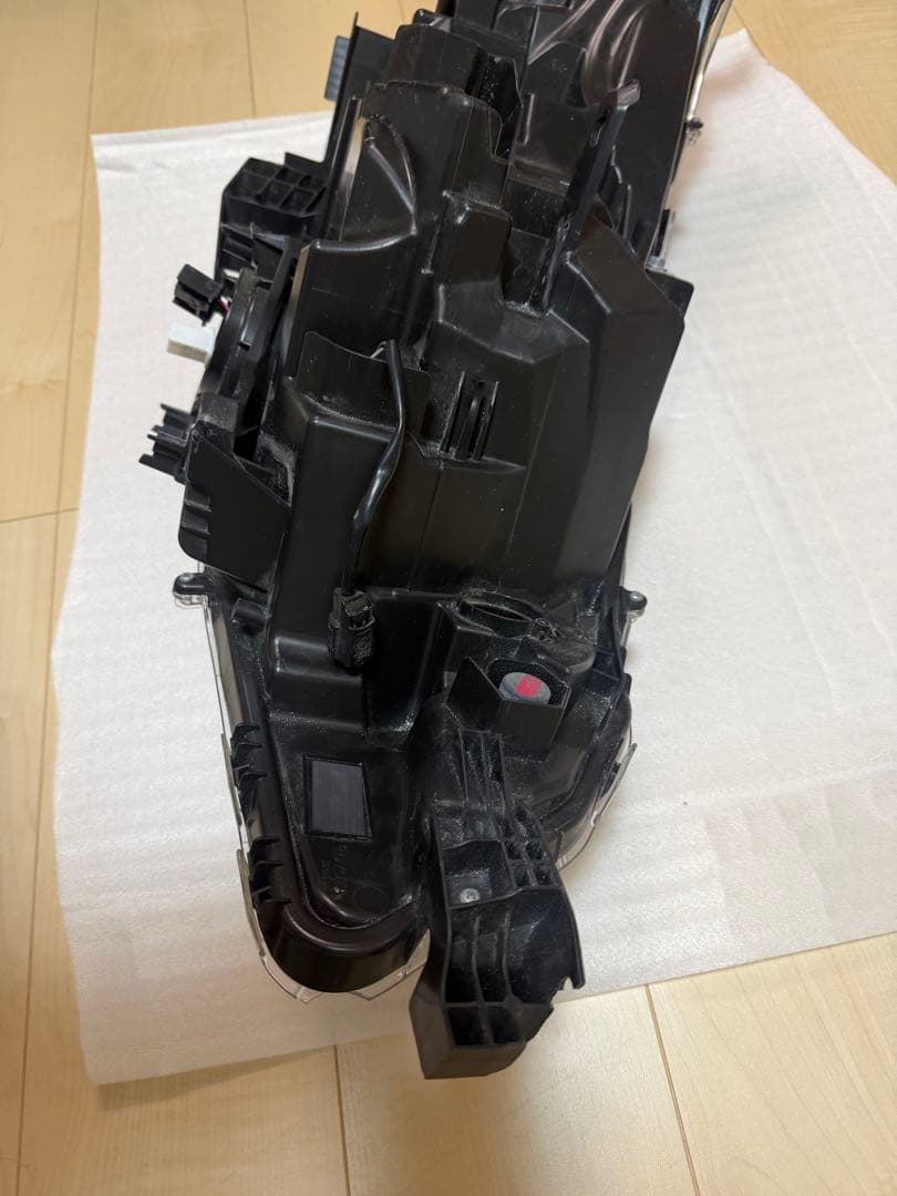 90系ノアLEDヘッドライト 81185-V1071
