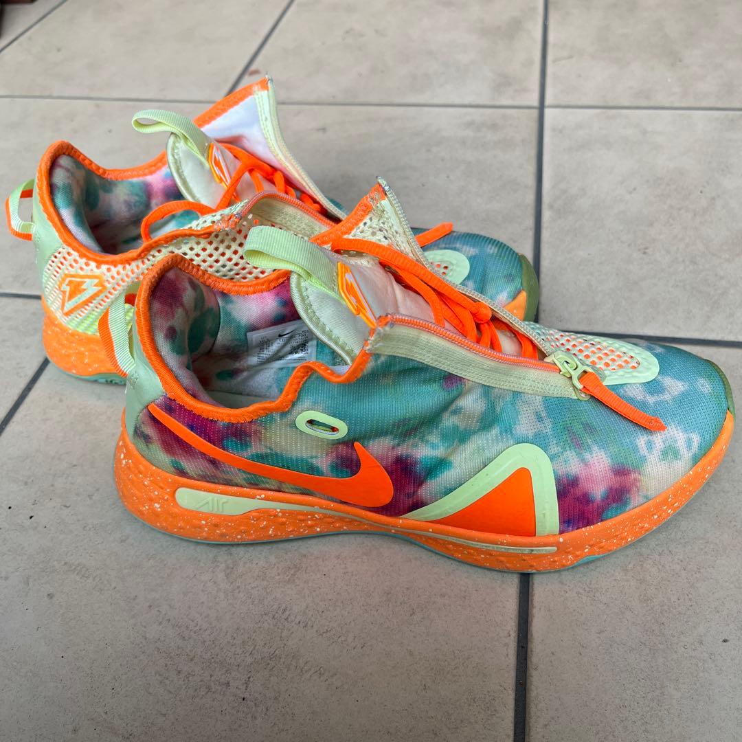 Nike バスケットボールシューズ ジッパー付き