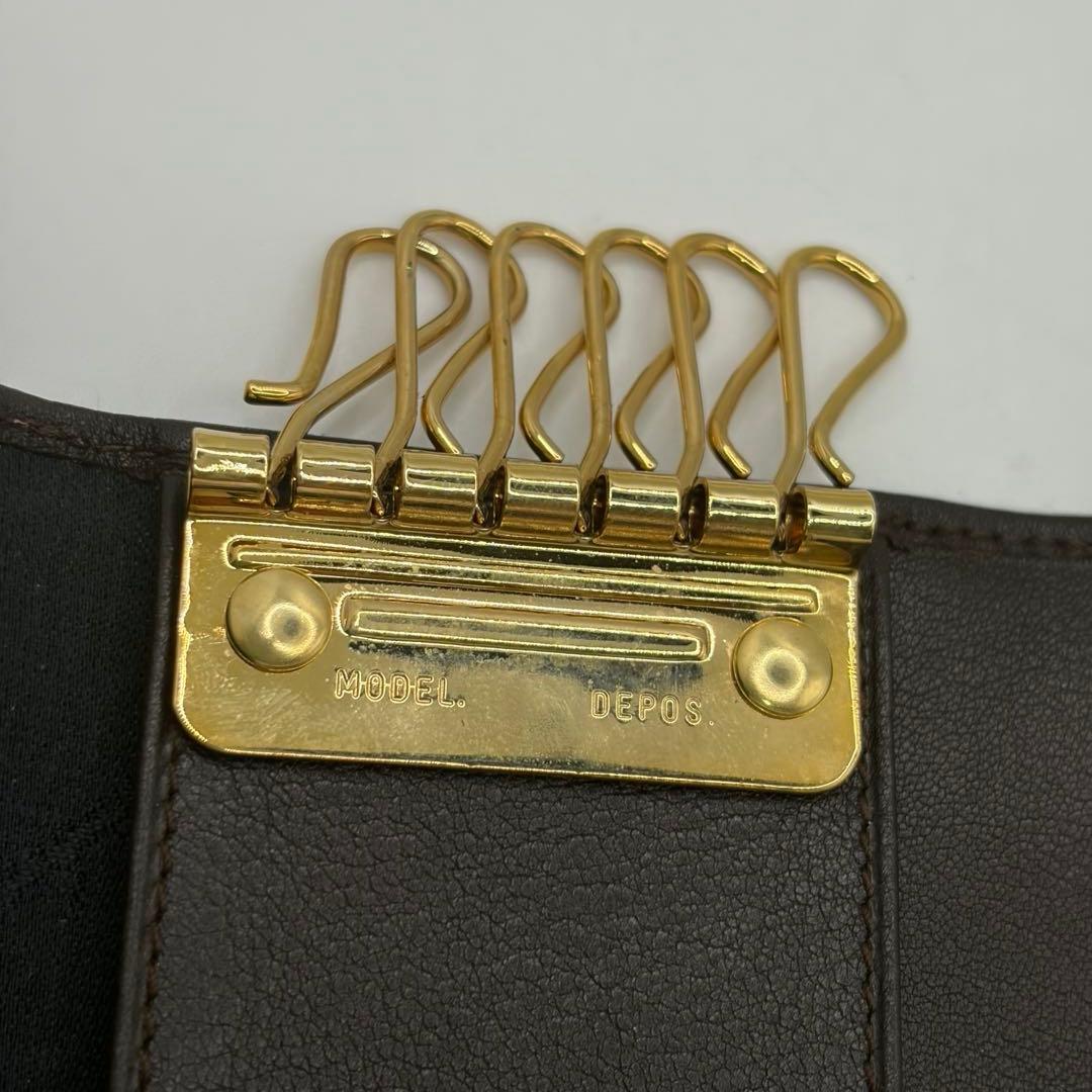 未使用！Salvatore Ferragamo☆ダークブラウン6連キーケース