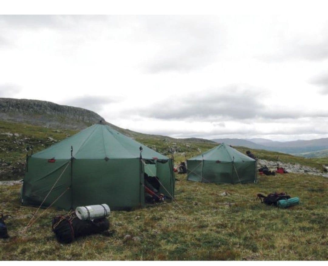 USED　訳有価格　HILLEBERG アルタイサンド　XP