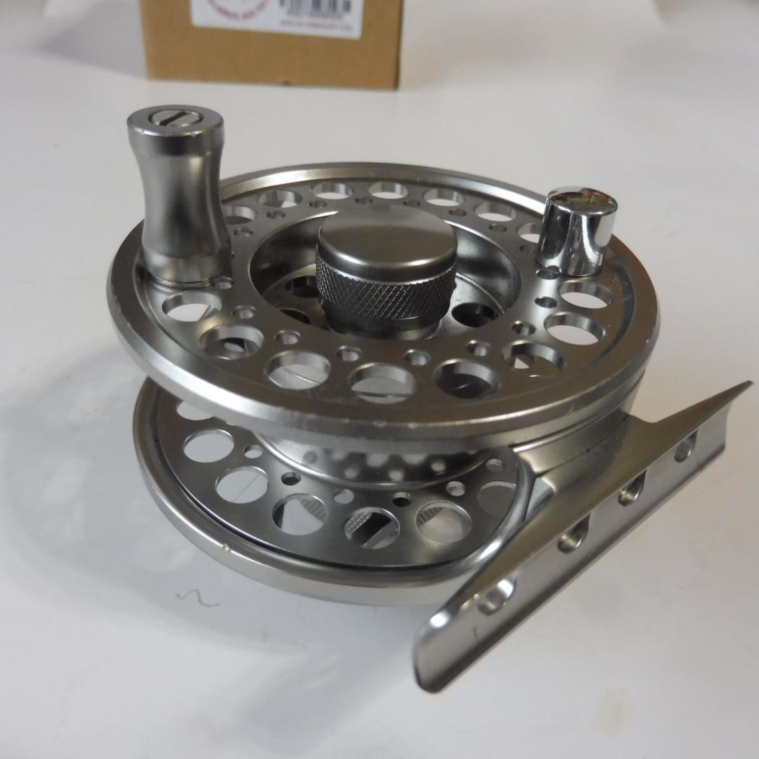 AXISCO AR-ASIS ARA-2D ミッドアーバーフライリール#3/4