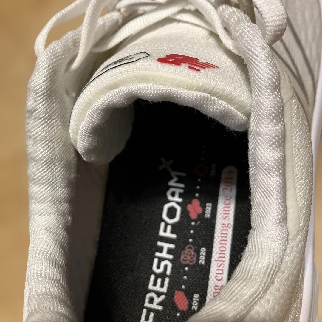 New Balance 1080 V14ホワイト 25.5