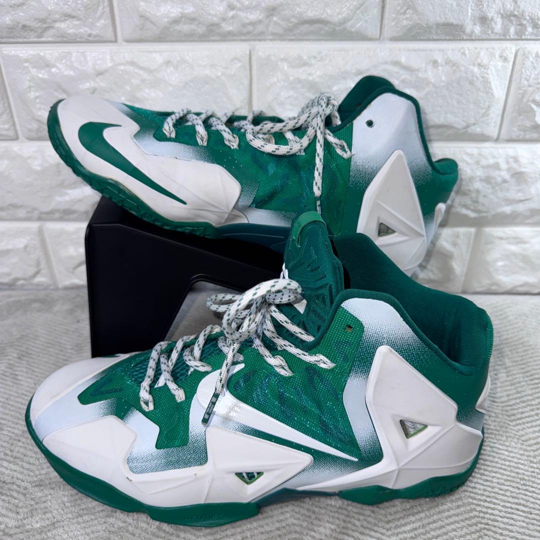 シューズ(男性用) Nike LeBron 11