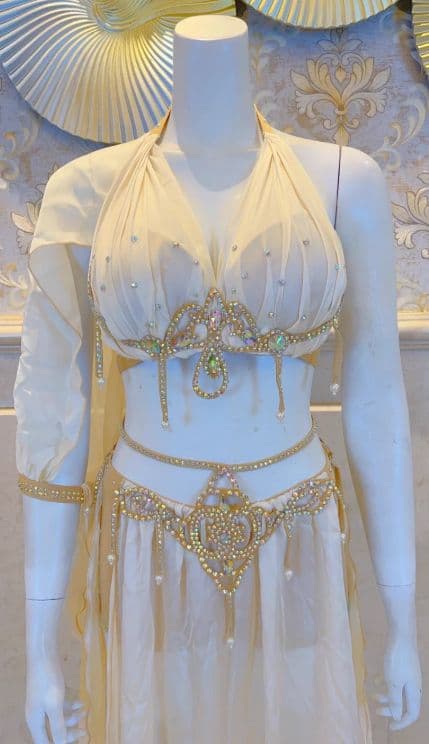 お得 美品ベリーダンス衣装 シャンパン　ブラスカートセット M コスチューム