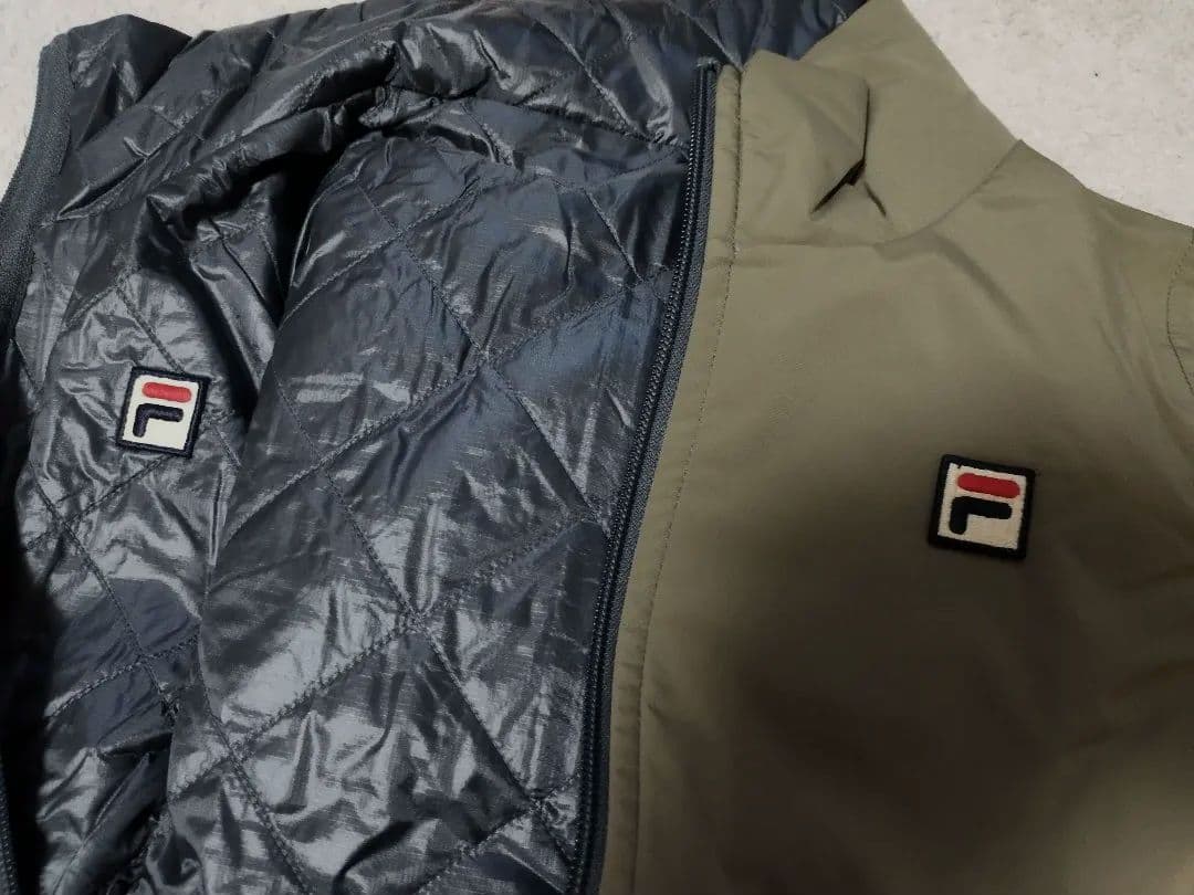 値下げ　完売　M フィラFILA テニス リバーシブル ジャケット　保温軽量