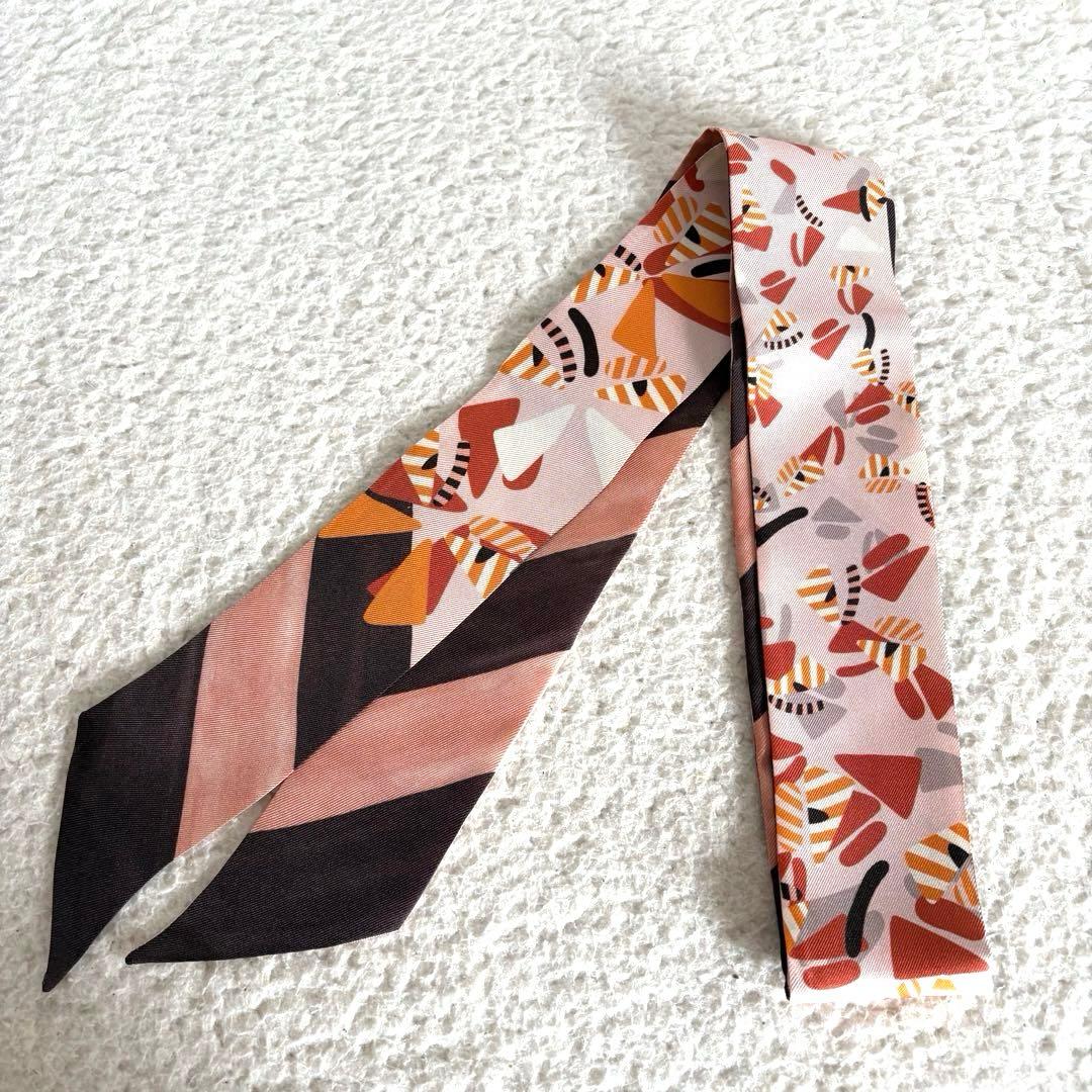 美品⭐︎FENDI フェンディ⭐︎シルク スカーフ 幾何学模様 ピンク/ブラウン